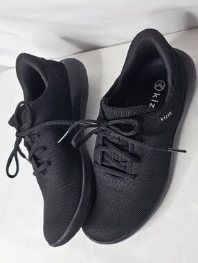 Kizik Madrid Eco Knit Shoes Sneakers black Step Ins Hands Free Womens 9.5 Mens 8